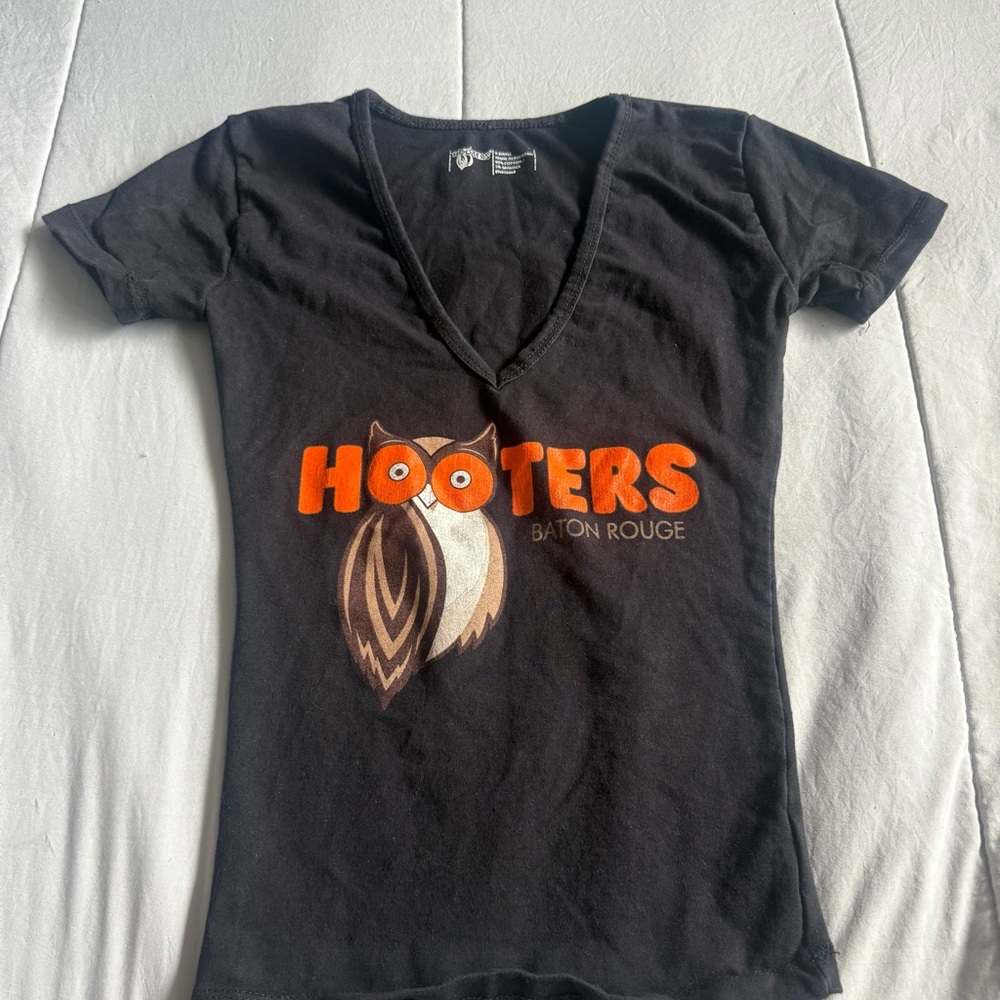 Hooters Black Shirt